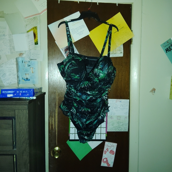 Torrid Black and Green One Piece Swimsuit - Picture 7 of 14